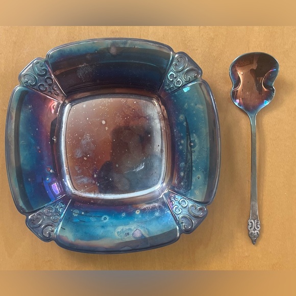 International Silver Other - 🩷 Beautifully Oxidized International Silver Triumph 2-piece Party Set in Box